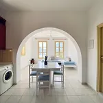 To Petrino Apartment Megisti
