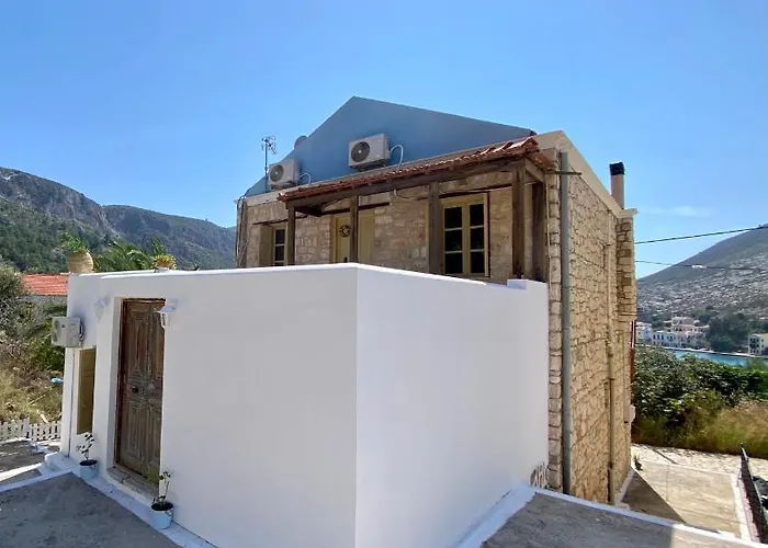 Apartment To Petrino Meyísti